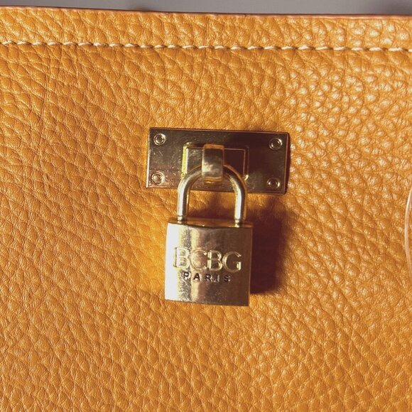 BCBG Paris Butterscotch Tote Style Handbag Minimalist Preppy Classic Travel - Picture 5 of 12